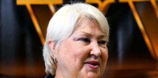 Татьяна Покровская покинула пост главного тренера сборной России по синхронному плаванию | Новости | Российский Стадион