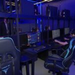 Алексей Текслер и Никита Нагорный посетили фиджитал-центр