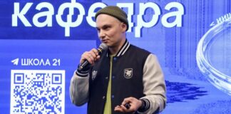 Где лучше пока обойтись без ИИ, обсудили ученые КФУ на «Ночной кафедре» | Медиа портал